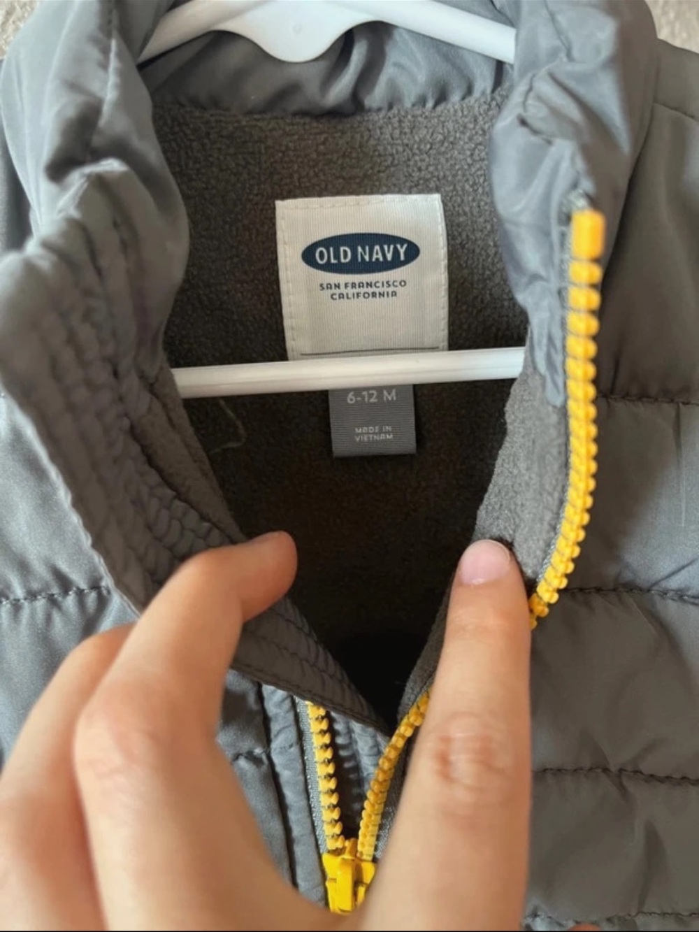 Kids Puffer Jacket - Picture 2 of 3